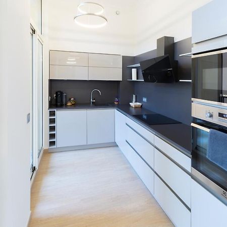 Jardin Des Muses - 2 Pieces - Parking Carre D'Or Menton Apartment Exterior photo