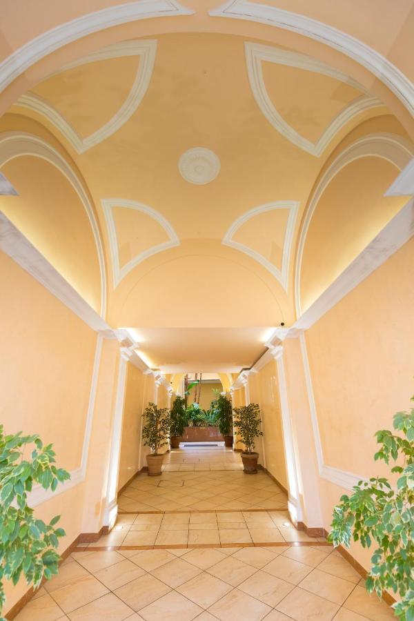 Jardin Des Muses - 2 Pieces - Parking Carre D'Or Menton Apartment Exterior photo